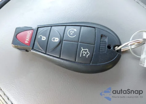 2011 Jeep Grand Cherokee Laredo from USA, damaged, VIN 1J4RR4GG2BC529596